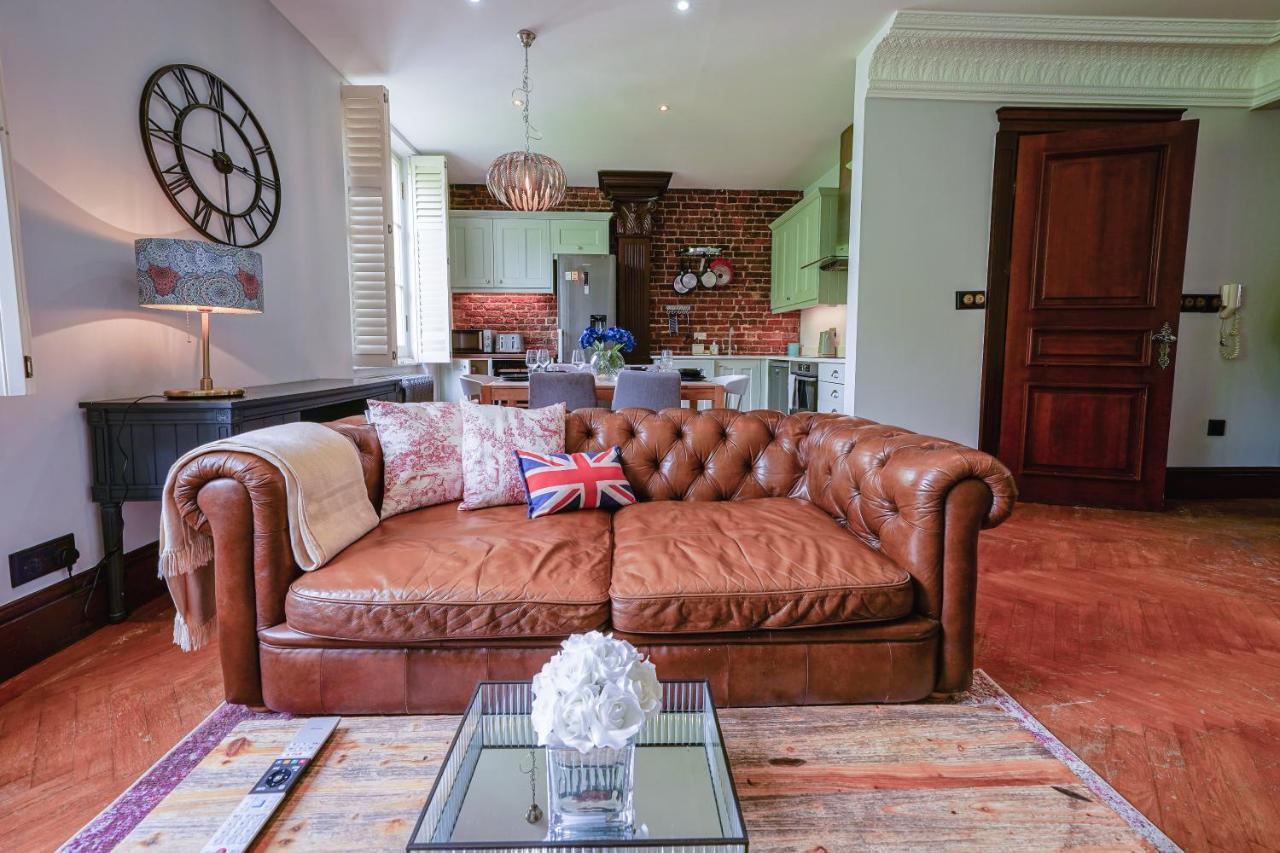 Classic Paddington 2-Bedroom Apartment Londra Esterno foto