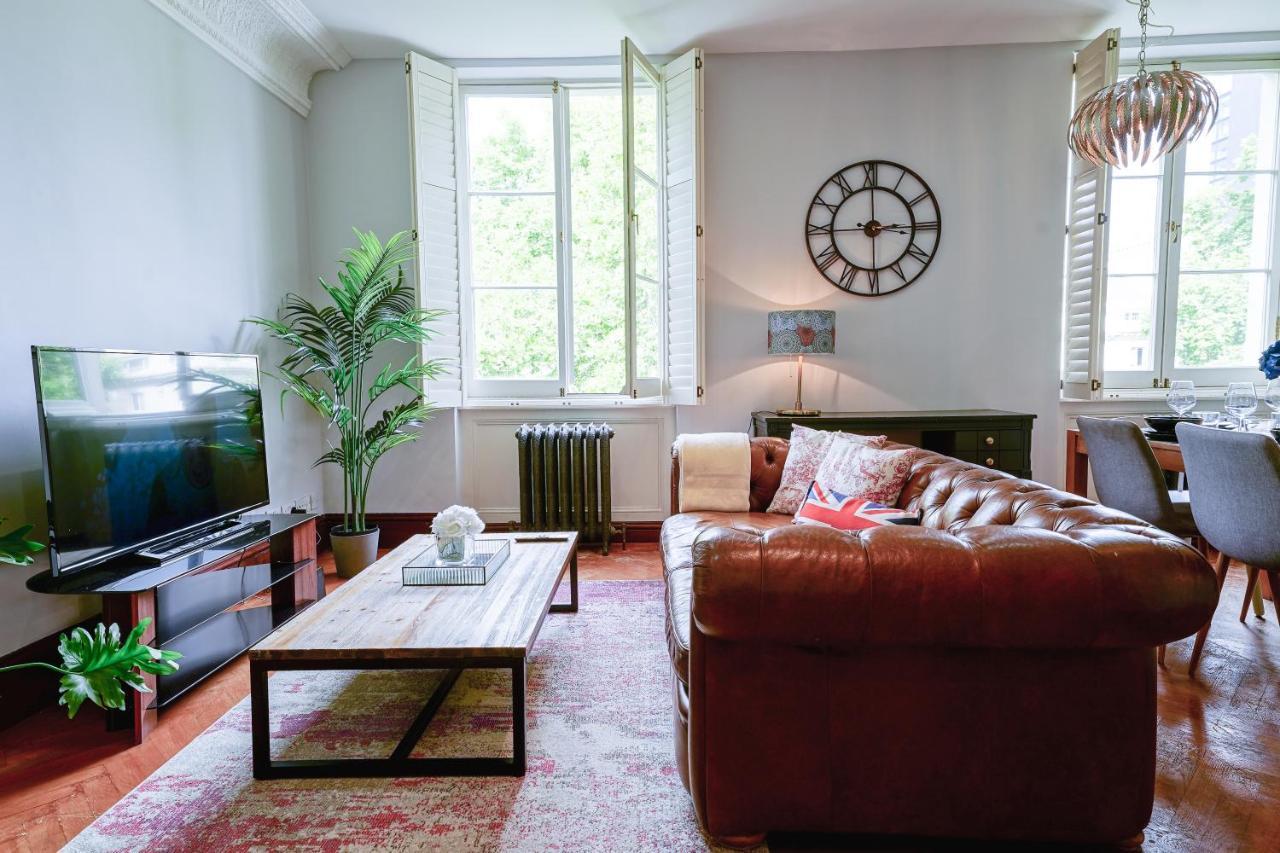 Classic Paddington 2-Bedroom Apartment Londra Esterno foto