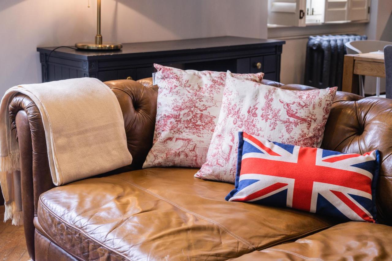 Classic Paddington 2-Bedroom Apartment Londra Esterno foto